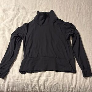 Ready to Rulu Pullover